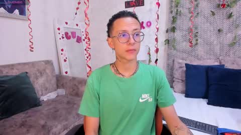 Evan Smitt online show from February 18, 2025, 1:22 pm