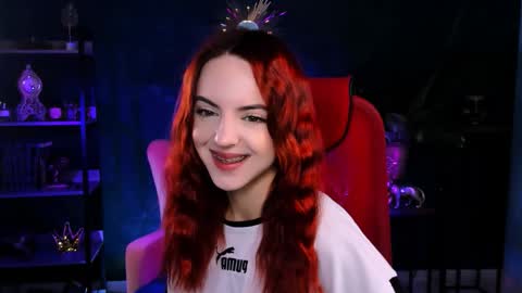 Eva  online show from September 17, 2025, 9:44 am