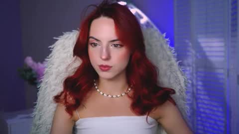 Eva  online show from September 21, 2025, 12:18 pm