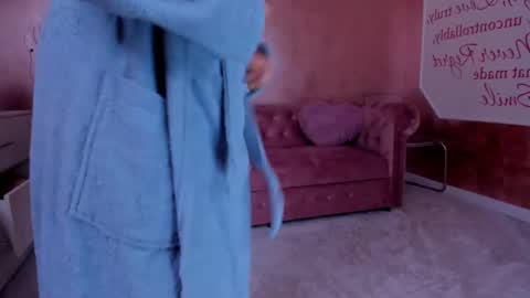 Eva online show from February 16, 2025, 12:19 am