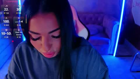 Eva online show from October 23, 2025, 4:06 pm