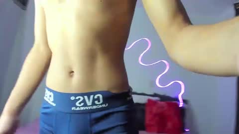 Snapshot of evans_collins24 chatting on December 2, 2024, 1:25 am Evans collins24 online show from December 2, 2024, 1:25 am