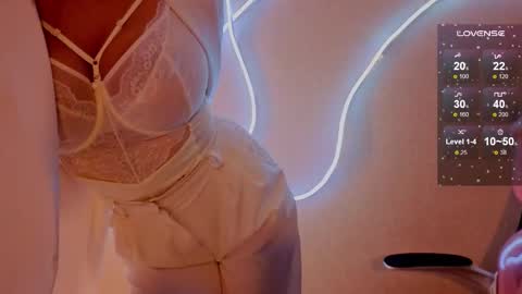 evapuff online show from November 24, 2025, 10:15 am