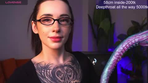 Eva online show from April 15, 2026, 2:07 am