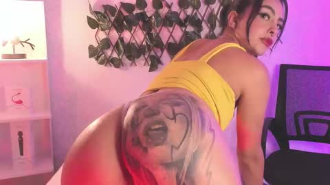 EVARITZ online show from December 3, 2025, 11:58 pm