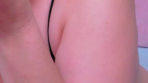 Snapshot of evasinclairr chatting on May 7, 2026, 5:02 am evasinclairr online show from May 7, 2026, 5:02 am