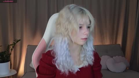 Eva online show from October 21, 2025, 12:28 pm