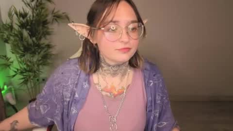 EvaTheWitcher online show from June 10, 2026, 1:17 am