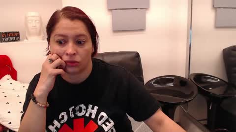Eva Twiss online show from June 9, 2026, 11:33 am