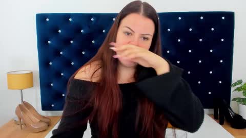 Eva online show from October 16, 2025, 6:36 am