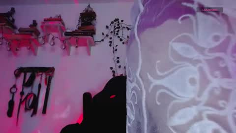 Eve Blue  friends. IG eve blue77 TW EveBlue 1 OF eveblue7 online show from February 19, 2026, 2:29 am