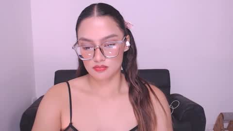 Snapshot of eve_rox18 chatting on January 9, 2025, 8:03 am Eve Rox18 online show from January 9, 2025, 8:03 am