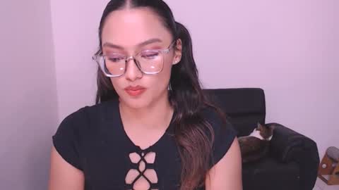 Snapshot of eve_rox18 chatting on January 29, 2025, 7:46 am Eve Rox18 online show from January 29, 2025, 7:46 am