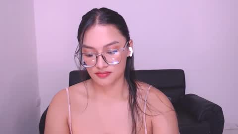 Snapshot of eve_rox18 chatting on February 2, 2025, 10:02 am Eve Rox18 online show from February 2, 2025, 10:02 am