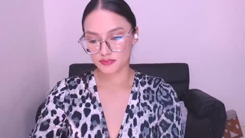 Snapshot of eve_rox18 chatting on February 4, 2025, 8:56 am Eve Rox18 online show from February 4, 2025, 8:56 am