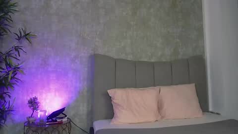EveLynn online show from June 6, 2026, 6:29 am