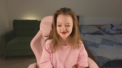 Snapshot of eveleen_soleen chatting on February 2, 2025, 6:42 pm Eveleen online show from February 2, 2025, 6:42 pm