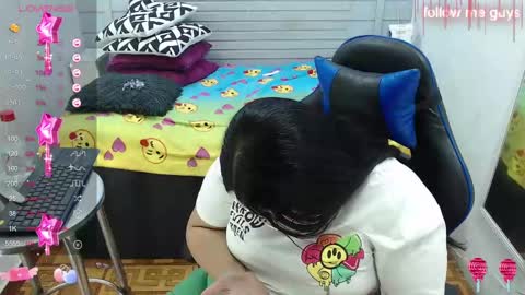 evelin zaens online show from February 14, 2025, 1:18 pm