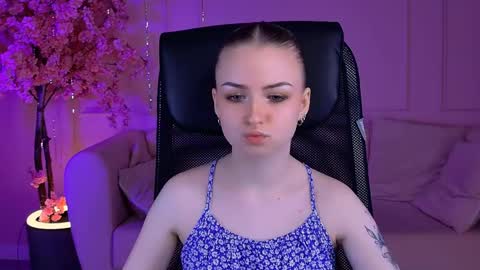 Evelina online show from June 8, 2026, 9:09 am