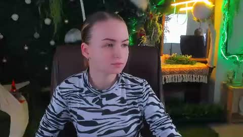 Evelina online show from June 10, 2026, 9:08 am