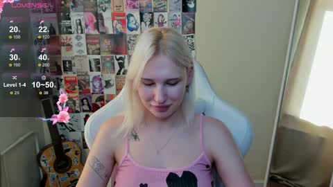 Evelina online show from June 9, 2026, 1:17 am