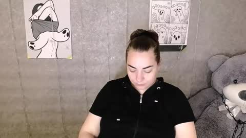 Lydia online show from November 2, 2025, 4:26 am