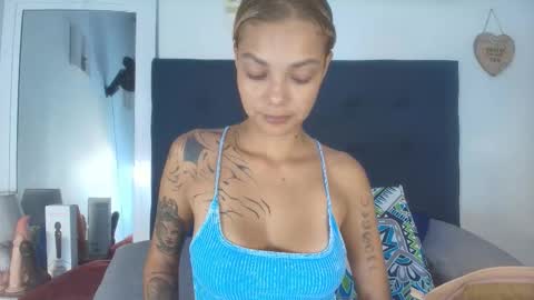 DAYANITA online show from September 30, 2025, 12:21 pm