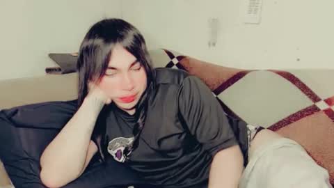 evelyn420521 online show from June 9, 2026, 8:04 am