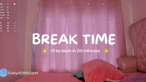 Snapshot of evelyn_evelyn chatting on February 27, 2025, 8:09 pm evelyn evelyn online show from February 27, 2025, 8:09 pm