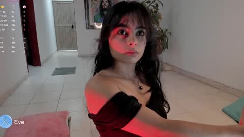 Snapshot of evelyn_evelyn chatting on March 10, 2025, 5:07 pm evelyn evelyn online show from March 10, 2025, 5:07 pm