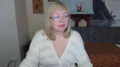BarbaraBlondy online show from December 17, 2025, 7:31 pm