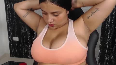 evelin 3 online show from March 9, 2025, 9:36 pm