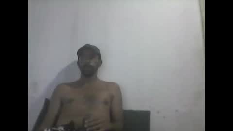 Snapshot of everaldosantos chatting on January 28, 2025, 1:39 am everaldosantos online show from January 28, 2025, 1:39 am