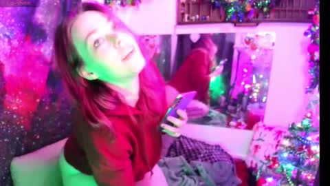 Evie online show from December 13, 2024, 8:30 am