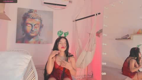 Snapshot of everyh chatting on December 24, 2024, 6:28 pm Sophia online show from December 24, 2024, 6:28 pm