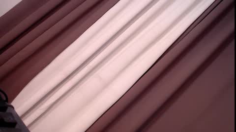 Snapshot of eves_candy chatting on February 25, 2025, 3:16 pm Chloe mae online show from February 25, 2025, 3:16 pm