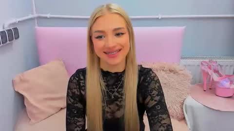 Snapshot of evettegold chatting on October 4, 2025, 5:00 pm Eve online show from October 4, 2025, 5:00 pm