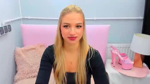 Snapshot of evettegold chatting on October 21, 2025, 3:24 pm Eve online show from October 21, 2025, 3:24 pm