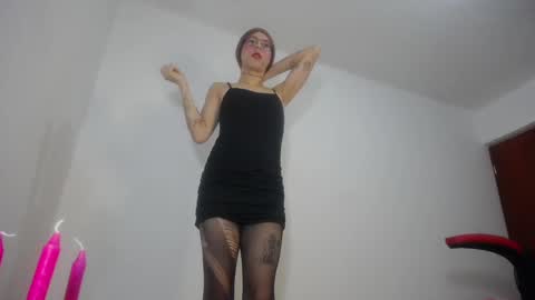 Evi online show from December 8, 2024, 12:29 am