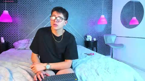 Evie  Denm online show from February 20, 2026, 6:26 am