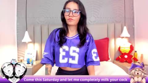 eviegothel_ online show from January 15, 2026, 8:45 pm