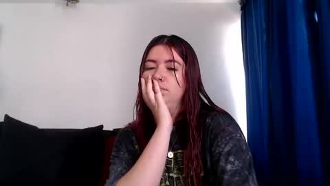 evilheart_69 online show from December 1, 2025, 4:12 pm