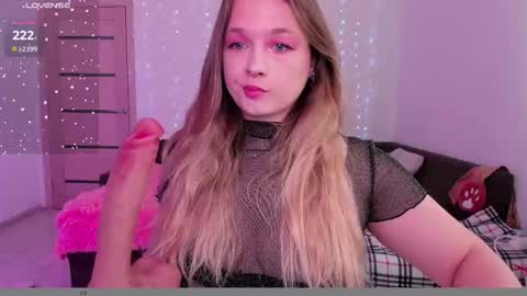 evilla_brill online show from February 4, 2026, 9:26 am