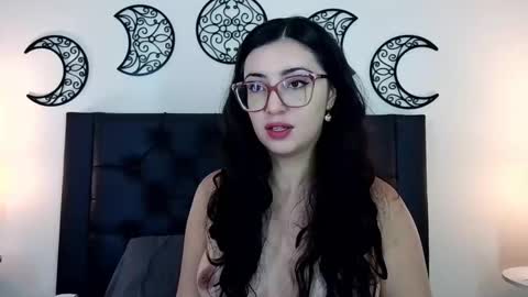 Evolet online show from February 5, 2026, 4:00 pm