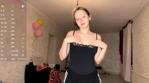 Snapshot of evonnesilvestre chatting on September 21, 2025, 3:13 pm Eva online show from September 21, 2025, 3:13 pm