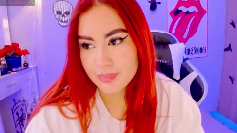 evva_foxxy online show from January 24, 2025, 6:46 pm