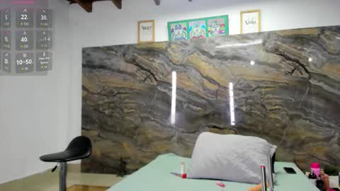 evy_connor online show from December 4, 2025, 11:30 am