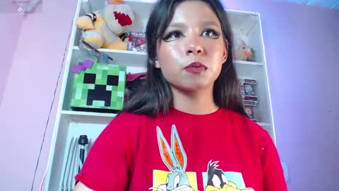 Im Evy online show from December 4, 2024, 7:34 pm