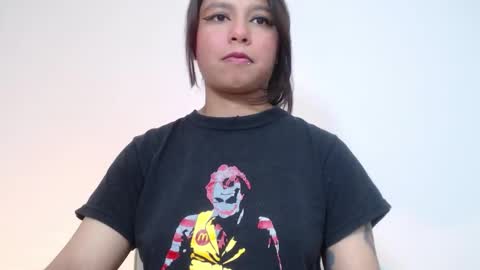 Im Evy online show from January 5, 2026, 5:49 pm