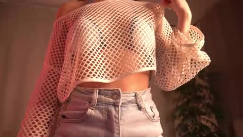 just Exa  ntmu online show from February 22, 2025, 8:20 pm